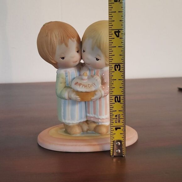 Vtg Betsey Clark "Hope Your Birthday Brings All Your Favorite Things" Figurine - Picture 5 of 8